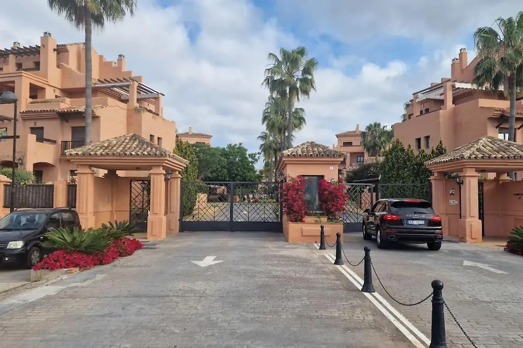 Flamenco Rose Apartment Estepona
